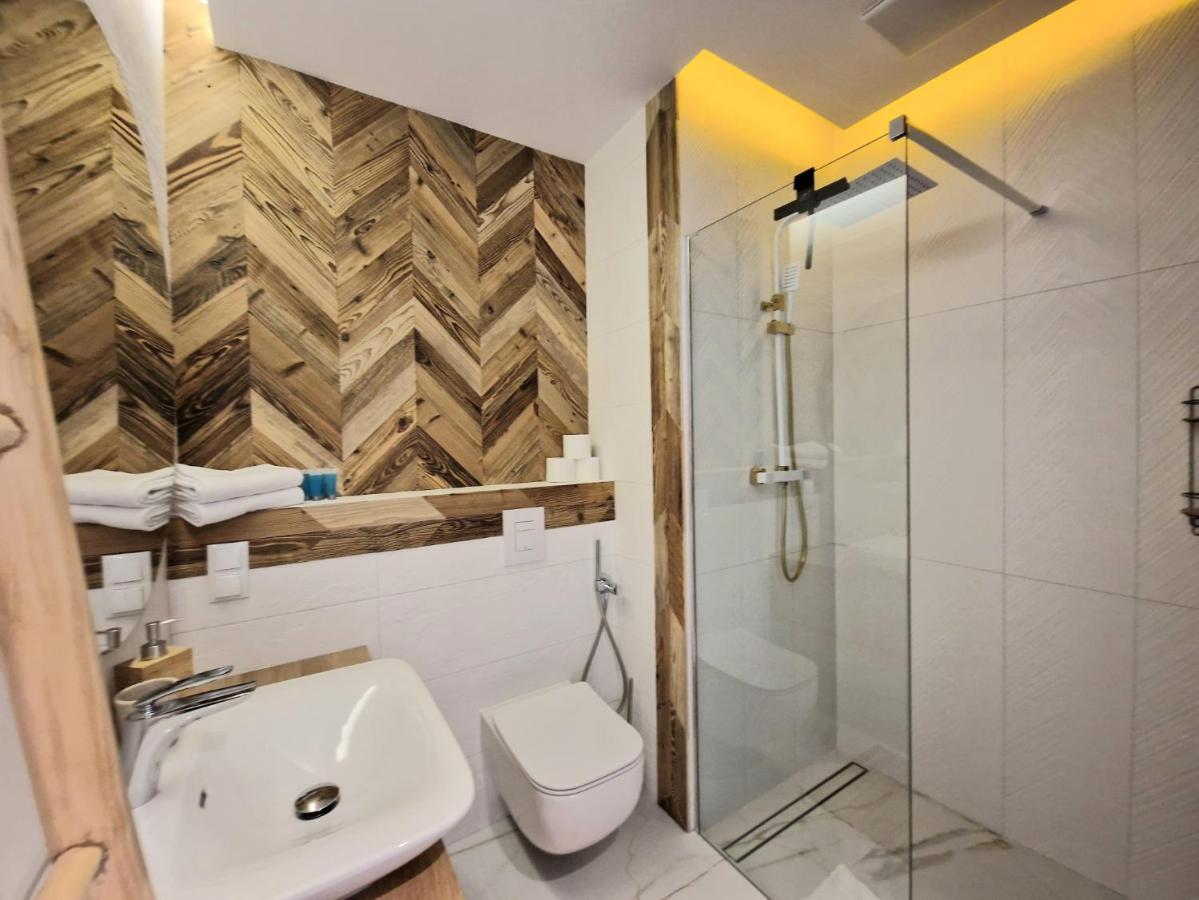 Live & Travel Apartments Waterlane Vintage Γκντανσκ Εξωτερικό φωτογραφία