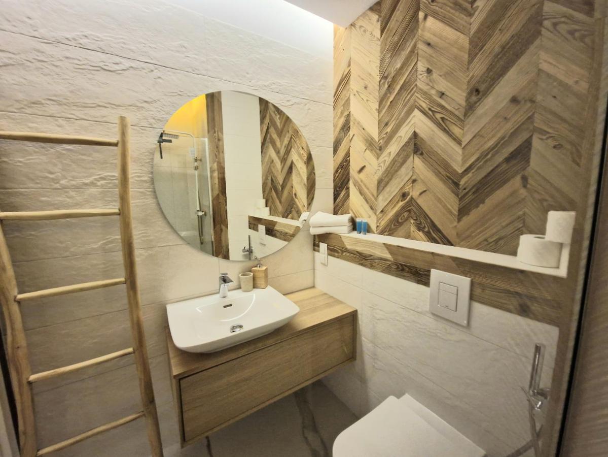 Live & Travel Apartments Waterlane Vintage Γκντανσκ Εξωτερικό φωτογραφία