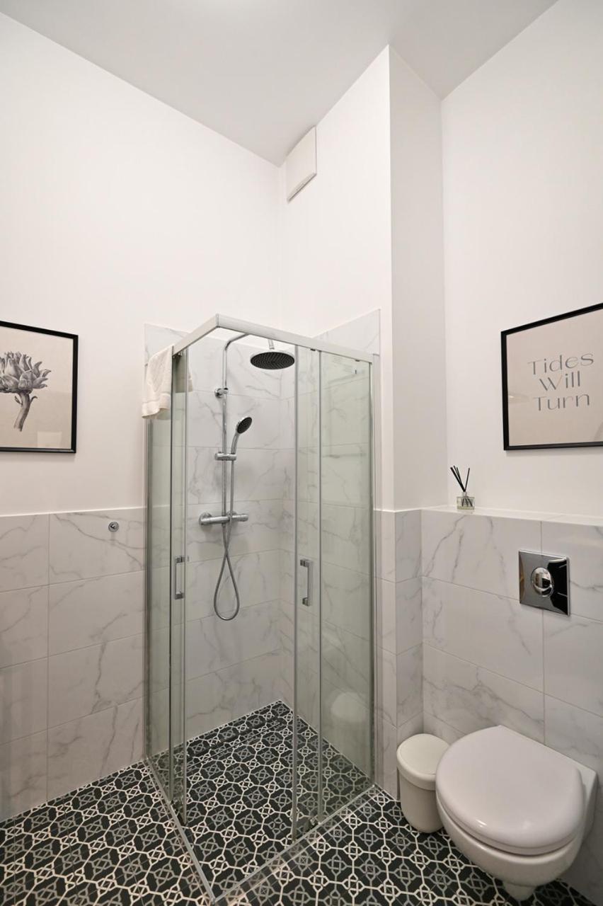 Live & Travel Apartments Waterlane Vintage Γκντανσκ Εξωτερικό φωτογραφία