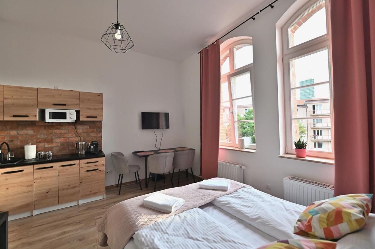 Live & Travel Apartments Waterlane Vintage Γκντανσκ Εξωτερικό φωτογραφία